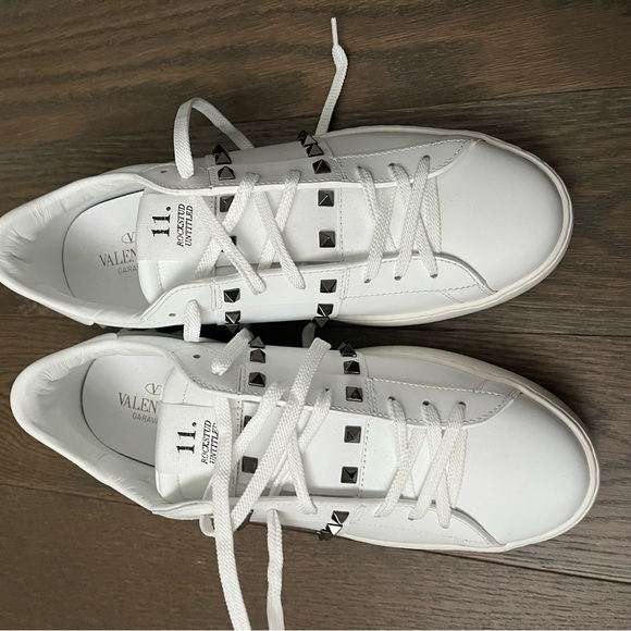 Valentino sneakers - Picture 1 of 7